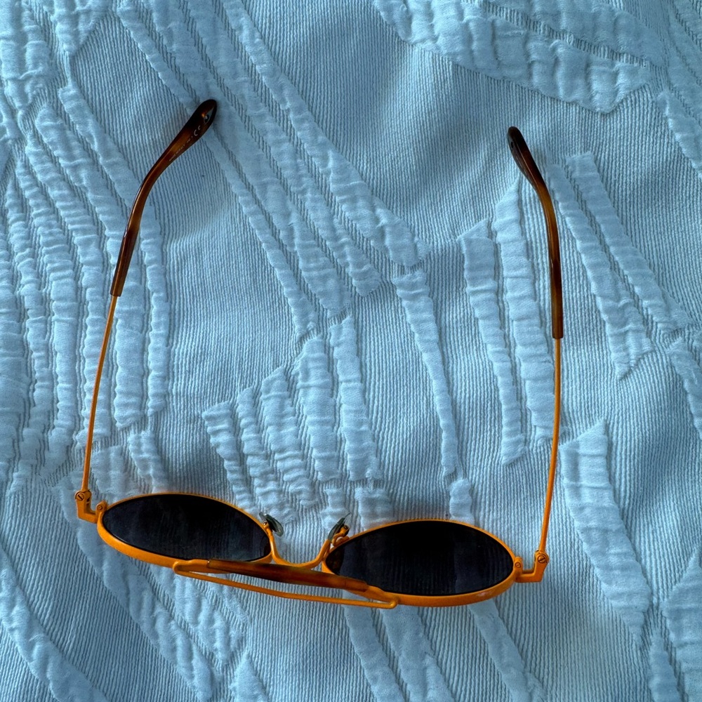 Givenchy mirrored sunglasses - Picture 7 of 8